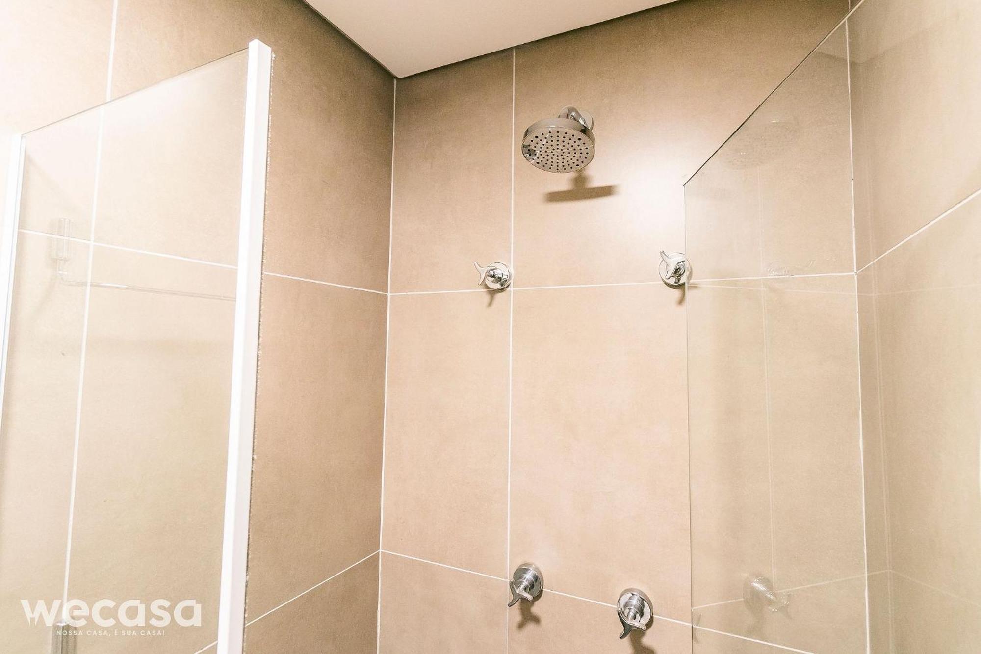 Metro Liberdade - C/ Vaga, Ar E Piscina Apartamento