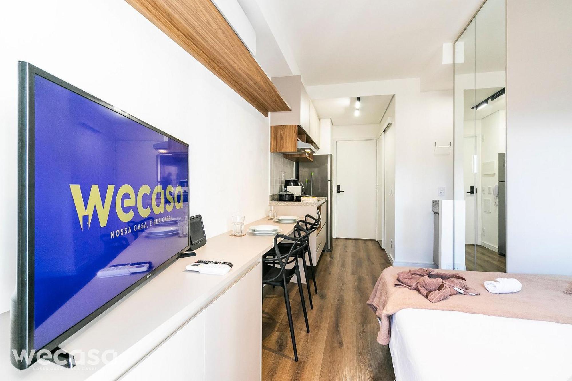 Metro Liberdade - C/ Vaga, Ar E Piscina Apartamento